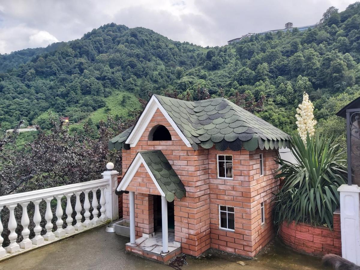 Hotel Zura Palace Kvariati Luaran gambar