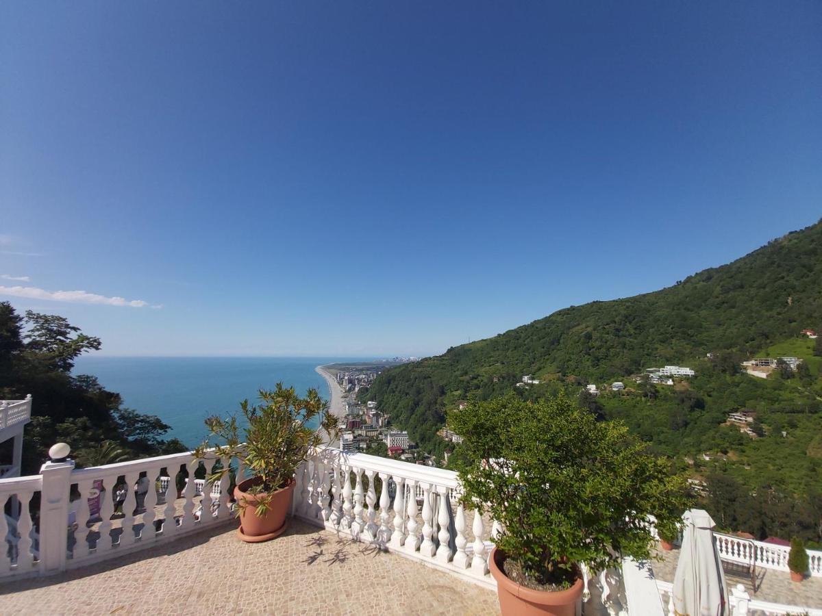 Hotel Zura Palace Kvariati Luaran gambar