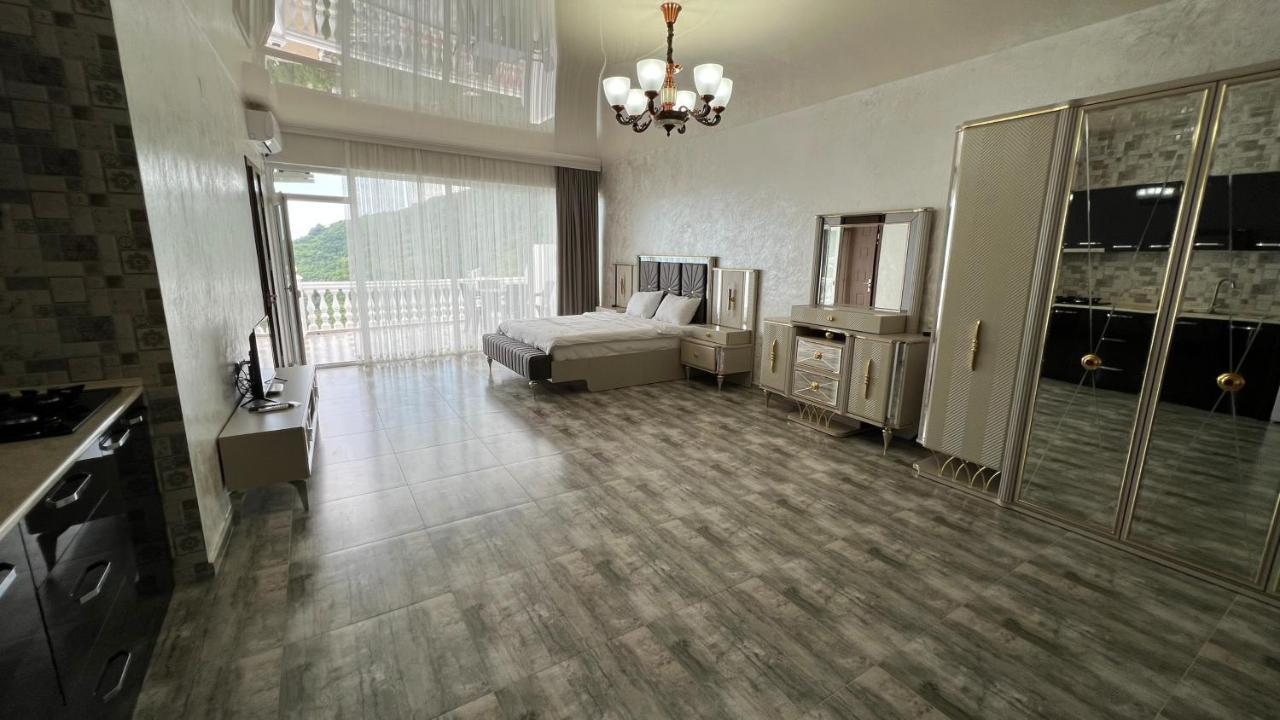 Hotel Zura Palace Kvariati Luaran gambar