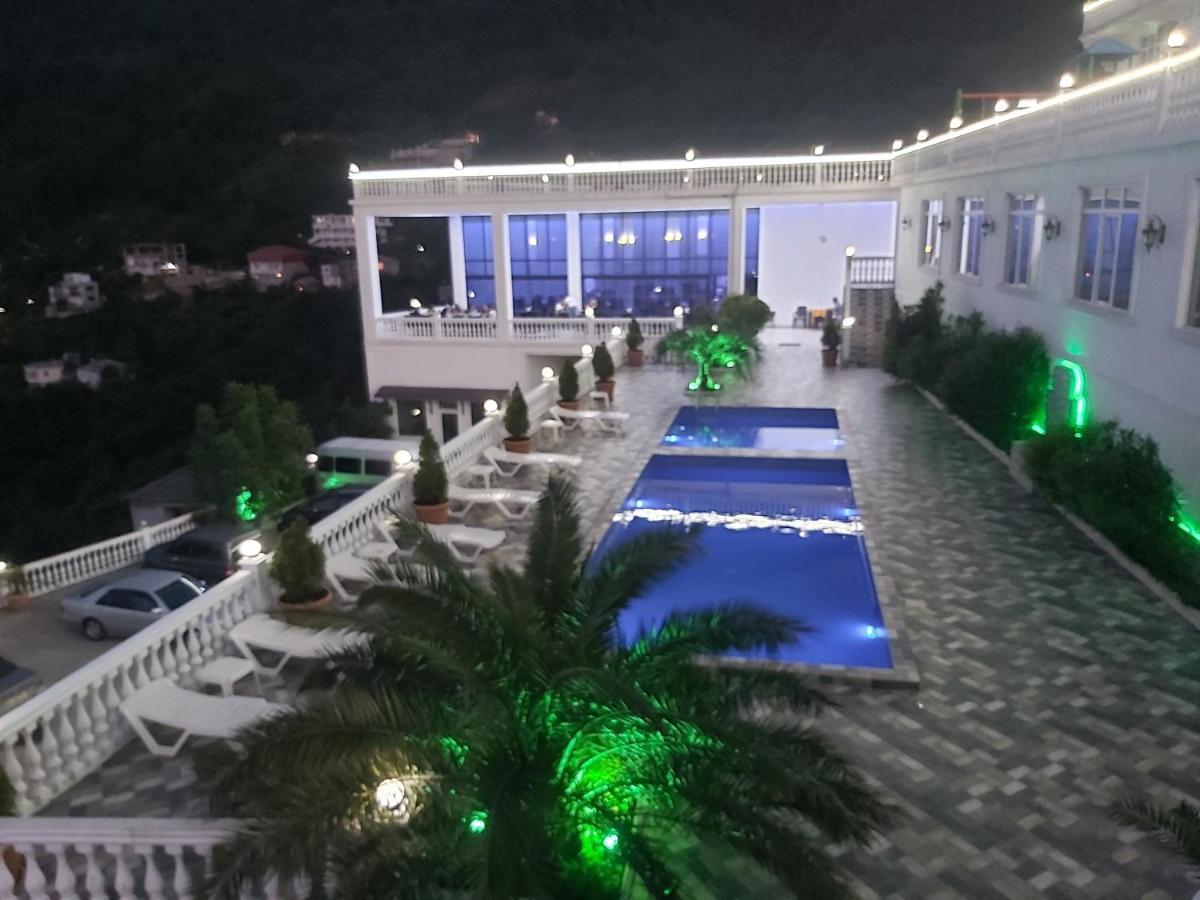 Hotel Zura Palace Kvariati Luaran gambar